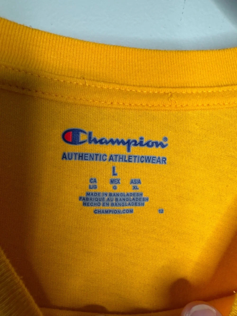 Champion Chattanooga Mocs Men’s Crew Neck Short Sleeve T Shirt - Size Large - Picture 4 of 7